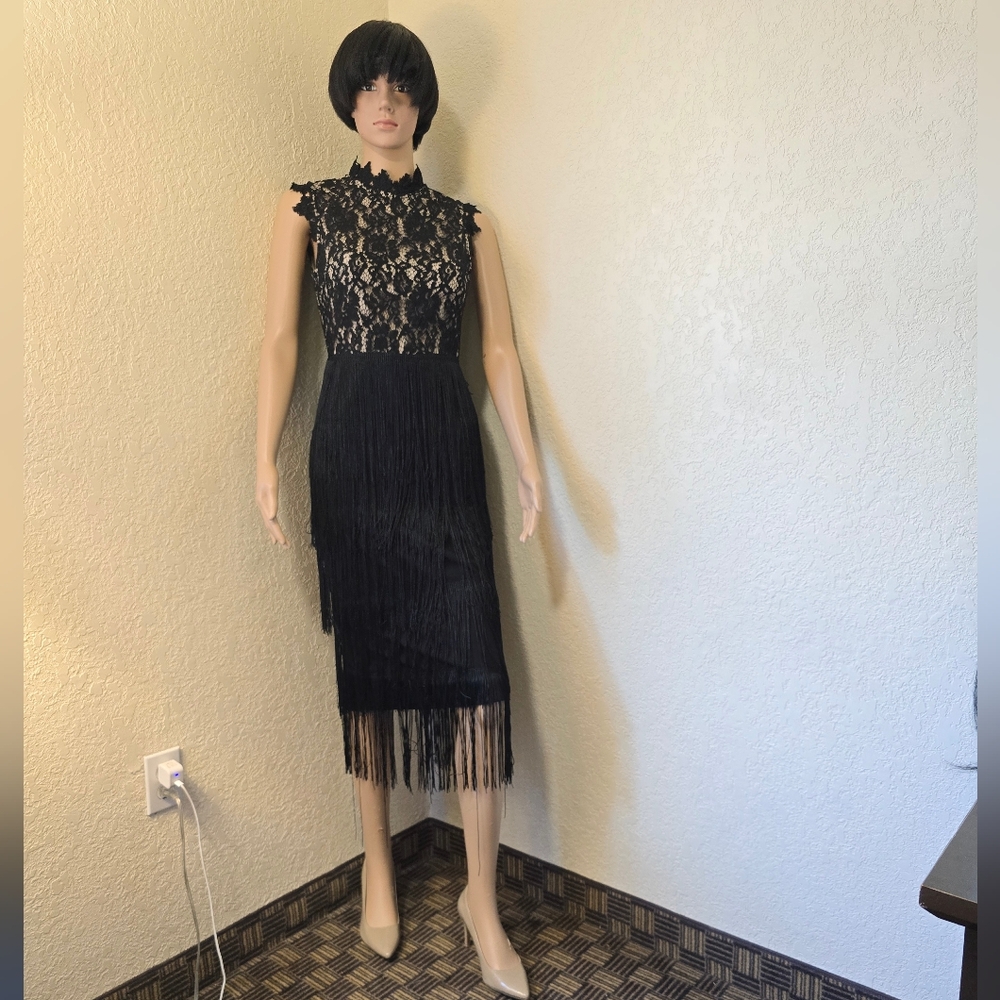 SHEIN Black Lace Detail Dress